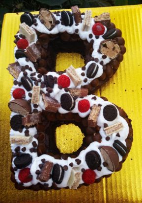 Imagen de Torta de chocolate "Una Letra"